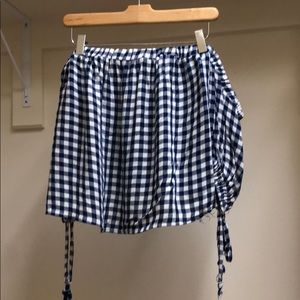 Over the shoulder top